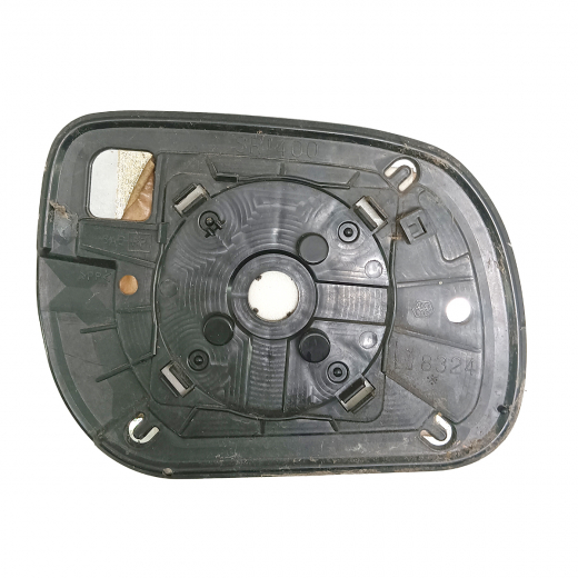 Зеркало боковое (элемент) Toyota Vanguard '07-'13/ Ractis '05-'10/ Rav4 '05-'16 левый контрактный