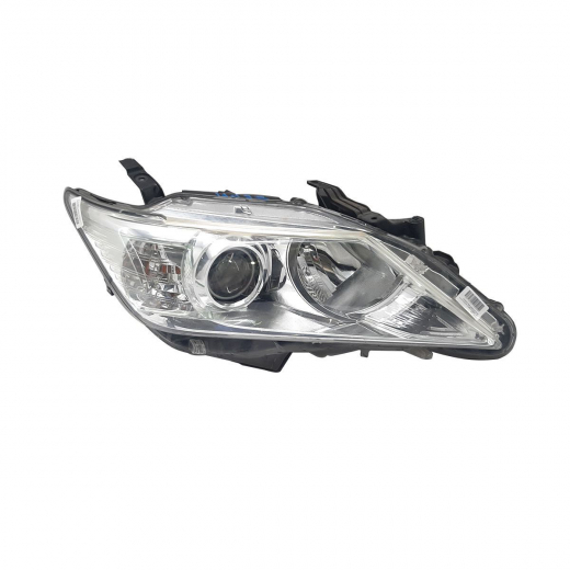 Фара Toyota Camry '11-'14 правая ксенон (81130-06B10) контрактная