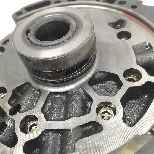 Насос масляный Nissan QR20DE насос CVT контрактный