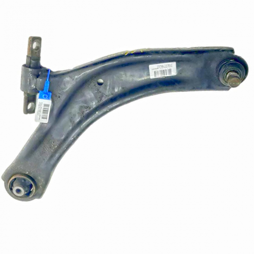 Рычаг передний Nissan Qashqai '06-'13/ X-Trail '07-'15/ Dualis '07-'14/ Renault Koleos '08-'16 правый нижний контрактный