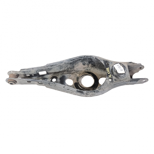 Рычаг задний Toyota Vanguard '07-'13/ Harrier '13-'20/ Rav4 '05-'19/ Lexus Nx '14-'24 правый нижний под пружину контрактный