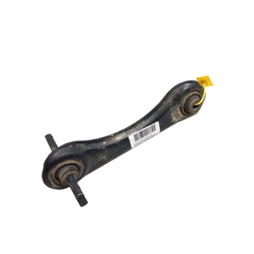Рычаг задний Honda Civic/ Ferio '91-'00/ CR-V '95-'02/ Domani '92-'01/ Integra '93-'01/ Integra SJ '96-'01/ Orthia '96-'02/ Partner '96-'06/ Isuzu Gemini '97-'00  правый верхний контрактный