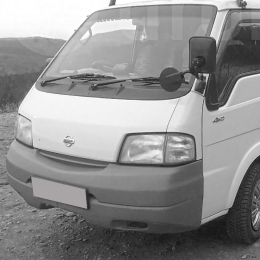 Бампер передний Mazda Bongo/ Nissan Vanette '99-'17 контрактный