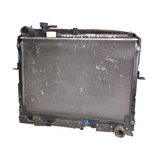 Радиатор охлаждения Mazda Bongo/ Nissan Vanette '03-'10 (RF-TE) MT контрактный в сборе
