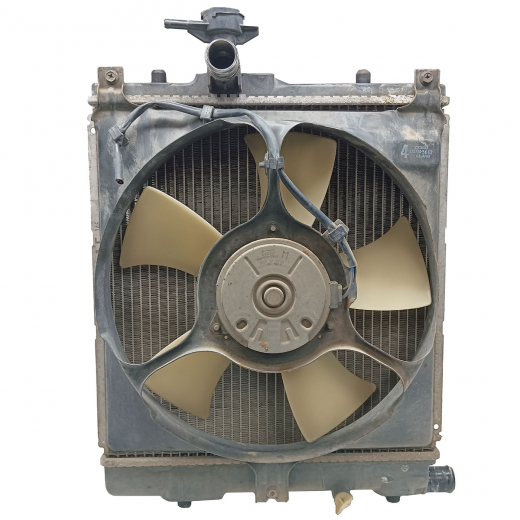 Радиатор охлаждения Suzuki Chevrolet MW '00-'10/ Wagon R Solio '00-'04/ Wagon R Plus '99-'00 (K10A, K10A-T) AT без охлаждения кпп контрактный в сборе