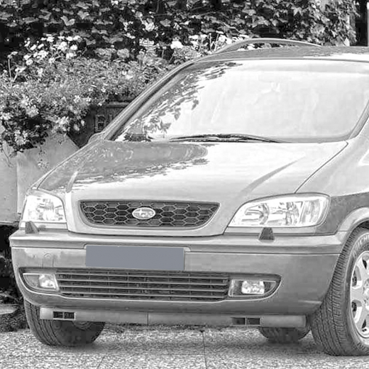 Капот Opel Zafira A/ Subaru Traviq '99-'05 контрактный решетка