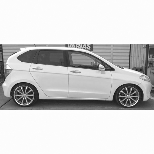 Дверь передняя правая Honda Edix/ FR-V '04-'09 контрактная