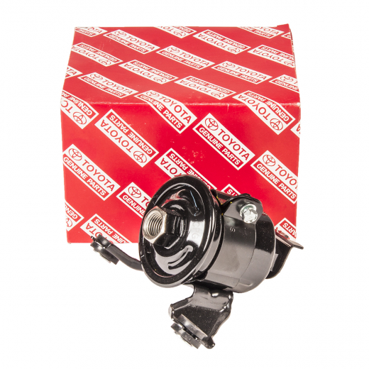 Фильтр топливный Toyota 23300-79465