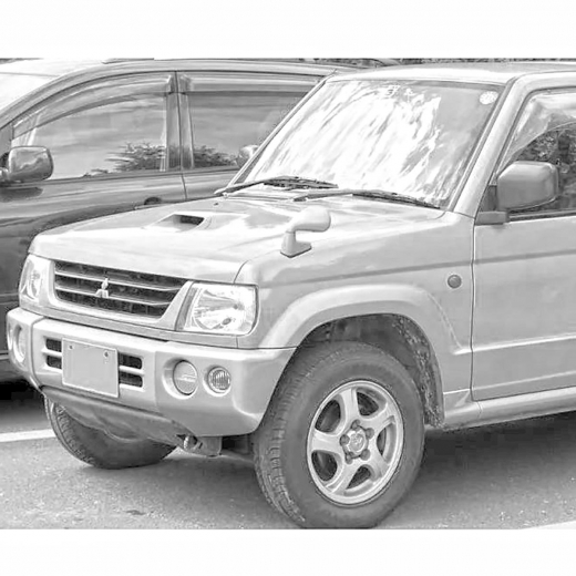 Крыло переднее Mitsubishi Pajero Mini '98-'08 левое контрактное