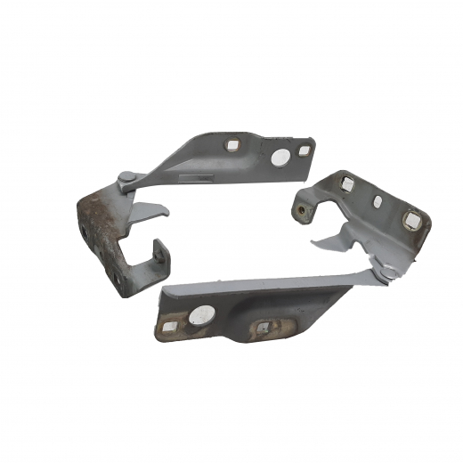 Шарниры капота Nissan Bluebird Sylphy '00-'06/ Pulsar '99-'11 пара контрактные