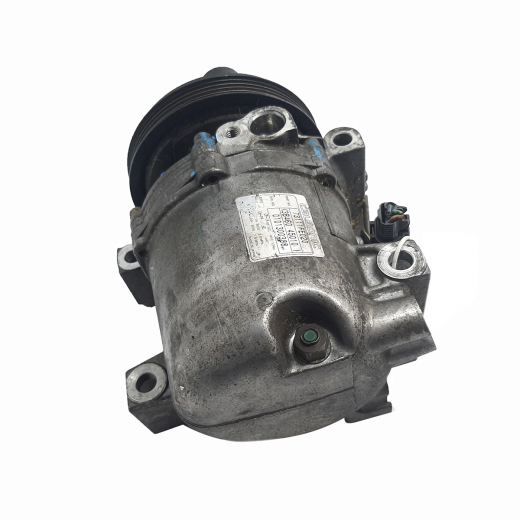 Компрессор кондиционера Subaru Impreza '00-'01 (EJ204, EJ205, EJ207) контрактный