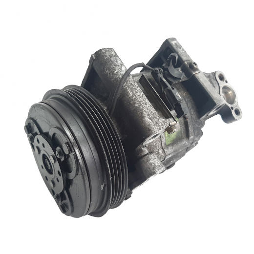 Компрессор кондиционера Subaru Forester '99-'02 (EJ201, EJ202, EJ205, EJ254) контрактный