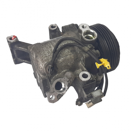 Компрессор кондиционера Daihatsu YRV '00-'05/ Storia/ Toyota Duet '98-'04/ Cami '99-'06 (K3-VET, K3-VE) поликлиновый контрактный
