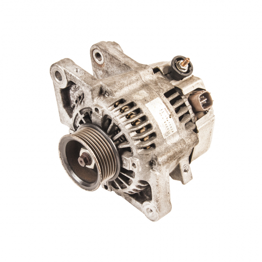 Генератор двигателя Toyota Vitz '05-'10/ Vitz '10-'25/ Belta '05-'12 (1KR-FE) квадратный разъем, 4 конт. контрактный