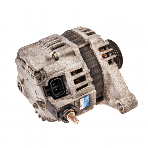 Генератор двигателя Nissan Cube '99-'02/ March '99-'02 (CGA3DE, CG10DE) прямоугольный разъем контрактный