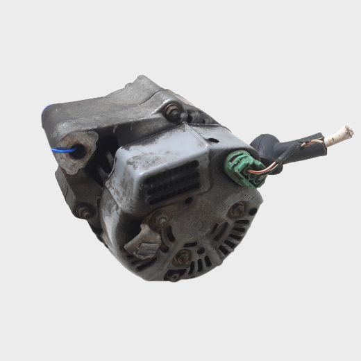 Генератор двигателя Honda Partner '96-'06/ Civic '95-'00 (D13B, D15B, D16A, D16Y4, D16Y5 VTEC-E, D15Z6 VTEC-E, D16Y8 VTEC) овальный разъем, 3 конт. контрактный