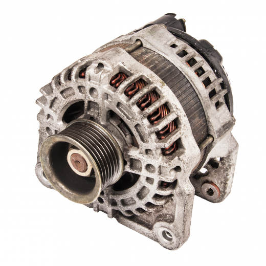 Генератор двигателя Nissan Micra '02-'10/ Wingroad '05-'10/ Juke '10-'12/ Cube '02-'08/ Cube '08-'19/ March '02-'10/ Note '05-'10/ Tiida '04-'05/ Tiida Latio '04-'05/ Vanette/ NV200 '09-'22/ Mitsubishi Delica D3 '11-'22 (HR16DE, HR15DE) 2wd, овальный разъем, 3 конт. контрактный