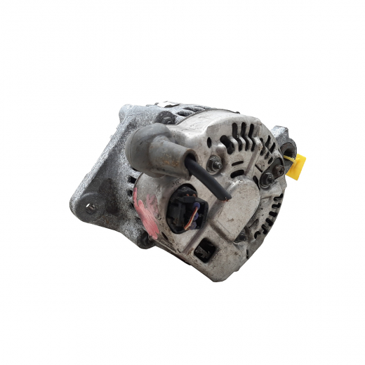 Генератор двигателя Daihatsu/ Toyota YRV '00-'05/ Terios '97-'05/ Boon/ Passo '04-'10/ Storia/ Duet '98-'04/ bB '05-'16/ Cami '99-'06  (K3-VE, K3-VET) овальный разъем, 3 конт. контрактный
