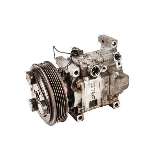 Компрессор кондиционера Mazda Axela '03-'09/ Verisa '04-'15 2WD/ Demio '07-'14 2WD (ZY-VE, ZJ-VE) контрактный
