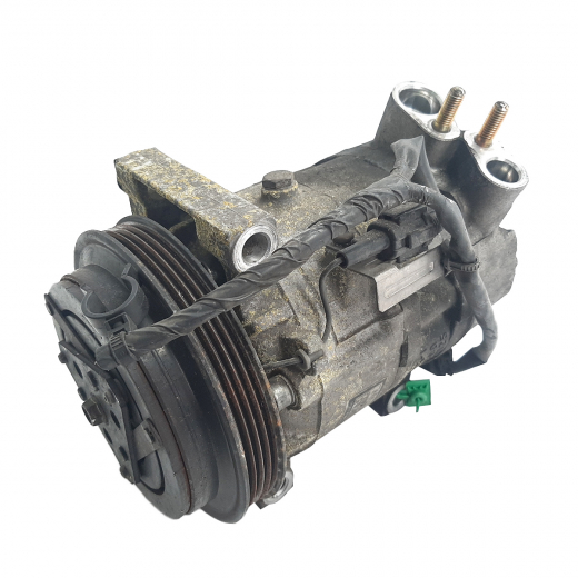 Компрессор кондиционера Nissan Skyline '02-'06/ Stagea '04-'07 (VQ35DE) контрактный