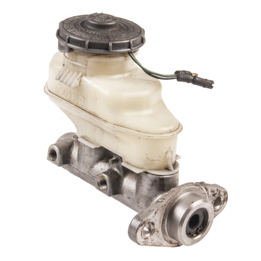 Главный тормозной цилиндр Honda Inspire '98-'03/ Odyssey '94-'03/ Stepwgn '01-'05/ Stepwgn '05-'09/ Torneo '97-'02/ Saber '98-'03/ Accord '93-'97/ Accord '97-'02/ Accord '98-'03/ Avancier '99-'03/ Isuzu Aska '97-'02 контрактный
