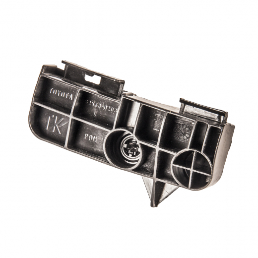 Клипса крепления бампера Toyota Auris '06-'12 задняя левая Япония