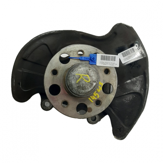 Ступица передняя Mercedes-Benz CLK '02-'09/ C '00-'07 5x112 (ABS) правая контрактная