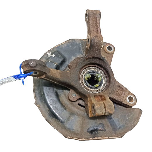 Ступица передняя Subaru R2 '03-'10 4x100 (без ABS) левая контрактная