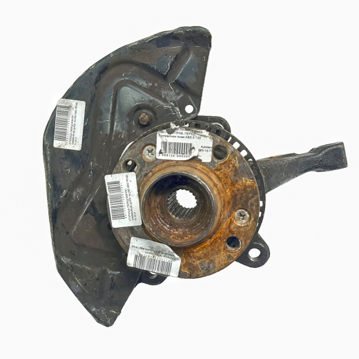Ступица передняя Volkswagen Golf III '91-'99 4x100 (ABS) правая контрактная
