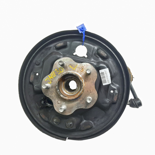 Ступица задняя Nissan Bassara '99-'03/ Presage '98-'03/ Rnessa '97-'01 левая барабан 5x114 4WD ABS контрактная