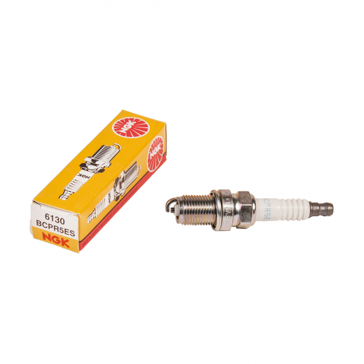 Свечи зажигания NGK BCPR5ES Standard