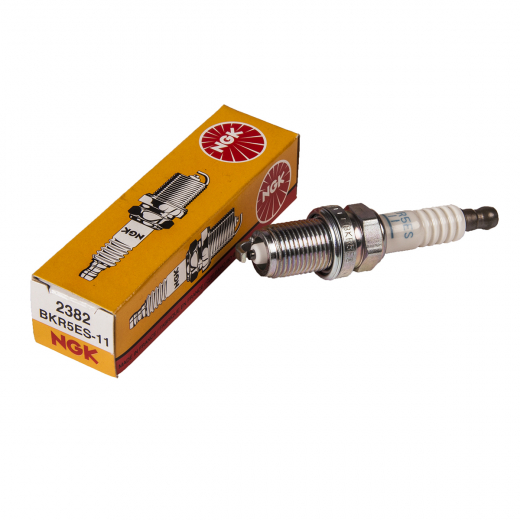 Свечи зажигания NGK BKR5ES-11 Standard