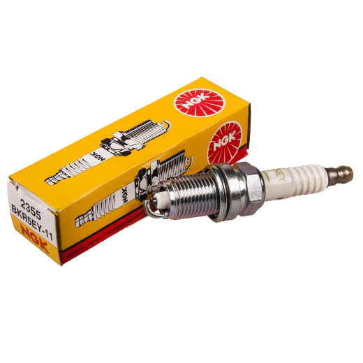 Свечи зажигания NGK BKR5EY-11 Standard