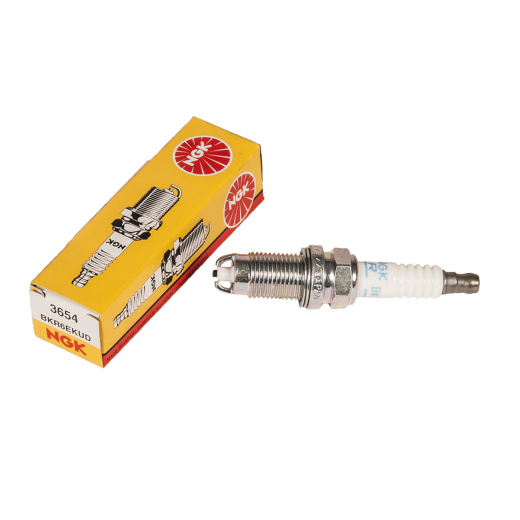 Свечи зажигания NGK BKR6EKUD Standard 2 электрода массы