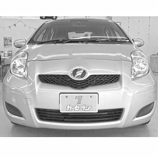 Решетка радиатора Toyota Vitz/ Yaris HB '07-'10 API (Тайвань) 