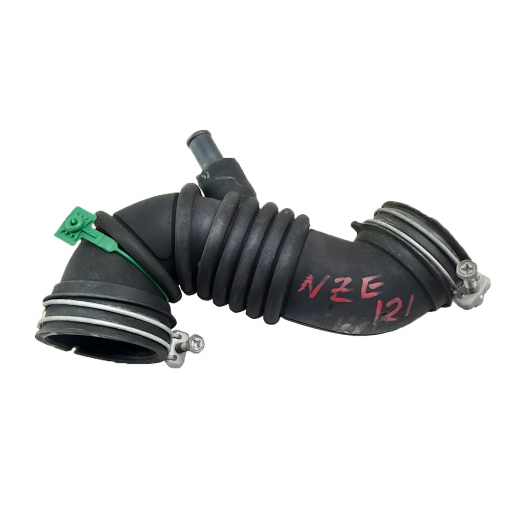 Патрубок воздушного фильтра Toyota Corolla/ Fielder '00-'06/ Runx/ Allex '01-'06/ Spacio/ Premio/ Allion '01-'07/ Will Vs '01-'04 (1NZ-FE, 2NZ-FE) Контрактный
