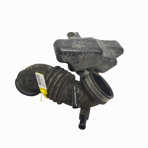 Патрубок воздушного фильтра Nissan Rnessa '97-'01/ Presage/ Bassara '99-'01 (KA24DE) Контрактный