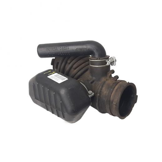 Патрубок воздушного фильтра Toyota Kluger '03-'07/ Highlander '03-'07 (1MZ-FE, 3MZ-FE) контрактный