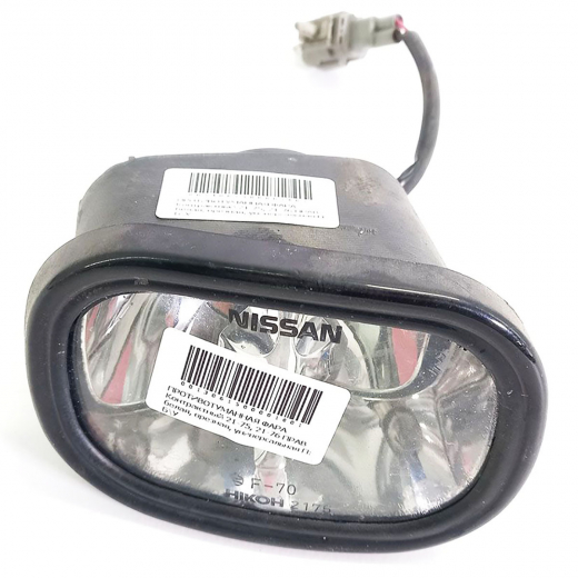 Противотуманная фара Toyota Probox '02-'14/ Nissan Wingroad '99-'08/ X-Trail '00-'07/ Sprinter/ Corolla '95-'00/ Raum/ Prius '97-'03/ Spacio '97-'01/ Corsa/ Corolla II/Tercel '94-'99 правая белая, врезная, универсальная (21-75, 21-76) контрактная