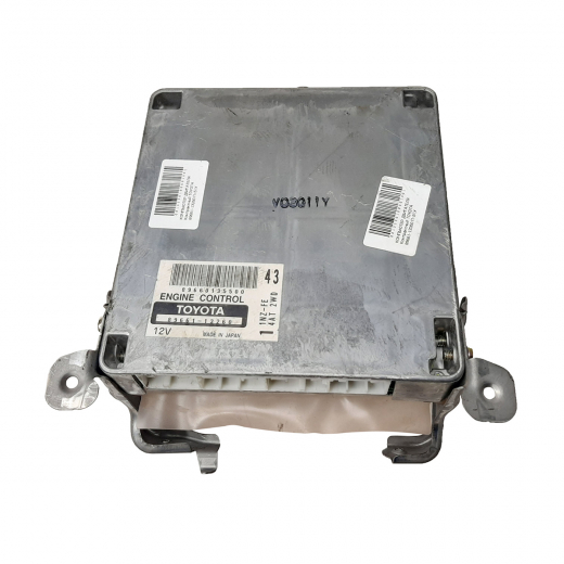 Компьютер двигателя Toyota Spacio '03-'07 (1NZ-FE) 2WD AT контрактный 89661-13260