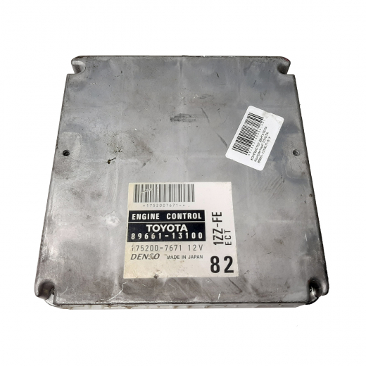 Компьютер двигателя Toyota Spacio '01-'03 (1ZZ-FE) 2WD AT контрактный 89661-13100