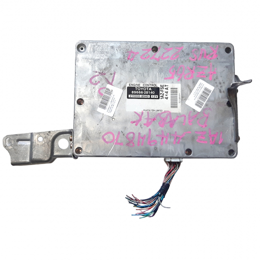 Компьютер двигателя Toyota Noah/ Voxy '01-'04 (1AZ-FSE) 4WD AT контрактный 89666-28140