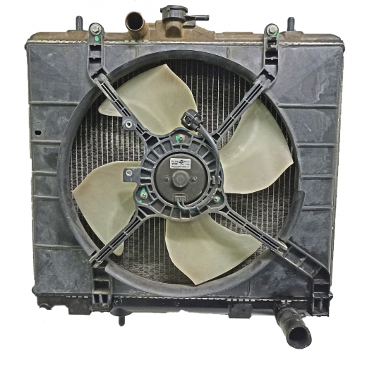 Радиатор охлаждения Mitsubishi Pajero Mini '94-'98 (4A30, 4A30-T) MT контрактный в сборе