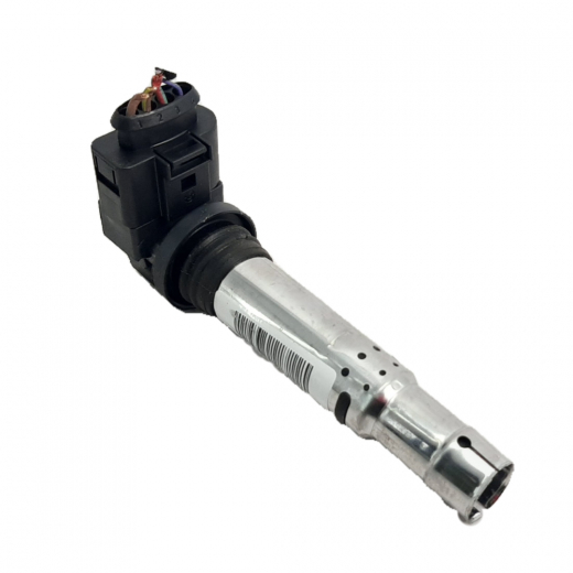 Катушка зажигания Volkswagen/ Skoda (CAVD, CTH, CAVA, CAVC, CAVB, CTHB, CTHC, BBY, CAVE, CTHA, AWY, AZQ, BMD, BME, AUB, BBZ, BKY, CTHE, BLF, BCA, CGGA, CAXA) контрактная