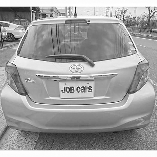 Дверь багажника Toyota Vitz/ Yaris '10-'16 контрактная