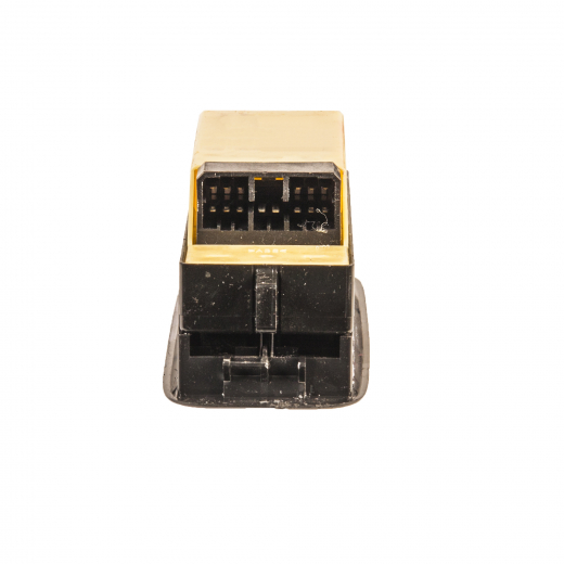Кнопка стеклоподъемника Suzuki Chevrolet MW '00-'10/ Wagon R Solio '00-'05/ Solio '04-'11 передняя правая контрактная