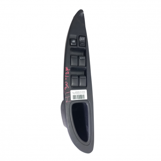 Кнопка стеклоподъемника Nissan Wingroad '01-'06/ Bluebird Sylphy '03-'06/ Primera '01-'07/ Pulsar '03-'06/ Skyline '01-'04/ Sunny '02-'04/ X-Trail '03-'07/ Stagea '01-'04 передняя правая контрактная
