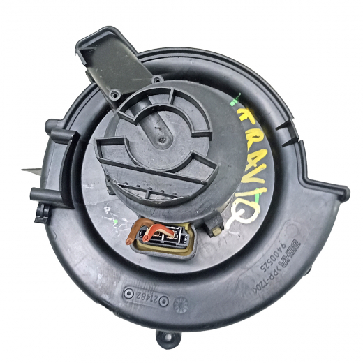Моторчик печки Subaru Traviq '01-'05 контрактный