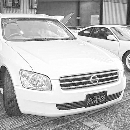 Решетка радиатора Nissan Stagea '01-'04 контрактная