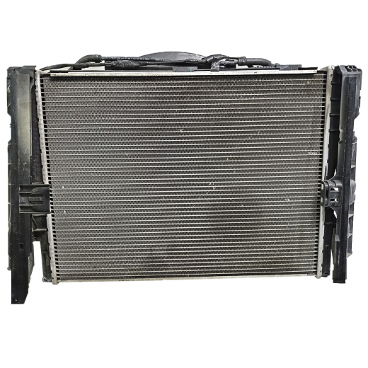 Радиатор охлаждения BMW 1/ 3 Series '05-'12 / X1 '09-'15 (N45B16A, N43B20, N52B30, N46B20, N53B30, N54B30, N52B25, N20B20) AT контрактный в сборе
